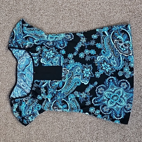 Top - Picture 3 of 12